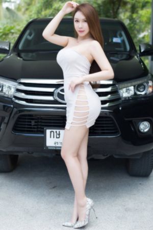 中文邻居的夫妇交换完整